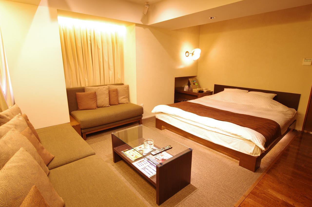 Blue Hotel Octa (Adults Only) Sapporo Exterior photo