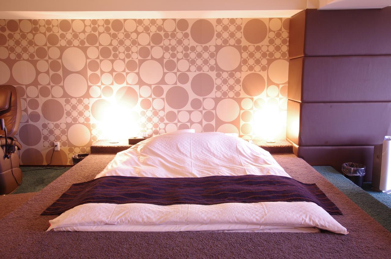 Blue Hotel Octa (Adults Only) Sapporo Exterior photo