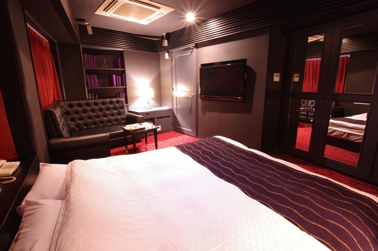 Blue Hotel Octa (Adults Only) Sapporo Exterior photo