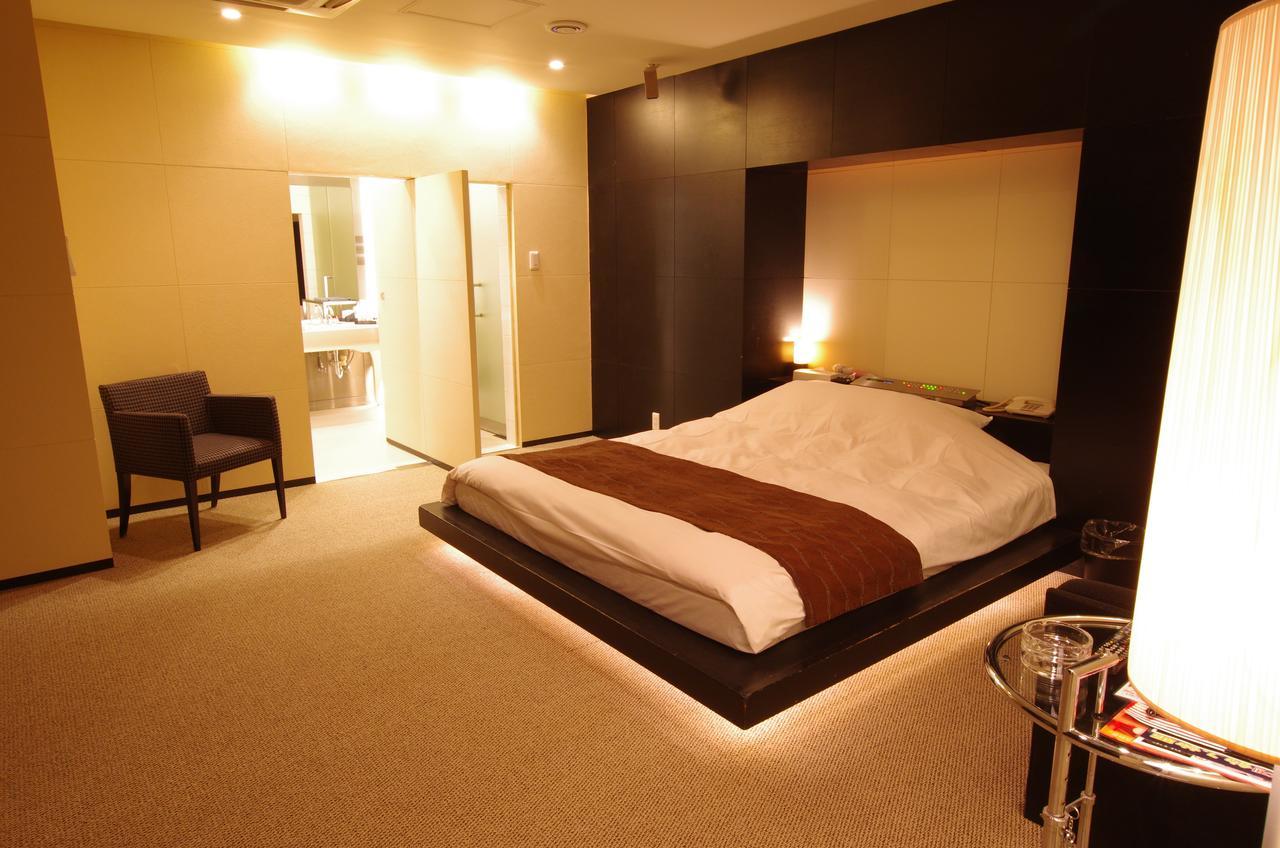 Blue Hotel Octa (Adults Only) Sapporo Exterior photo